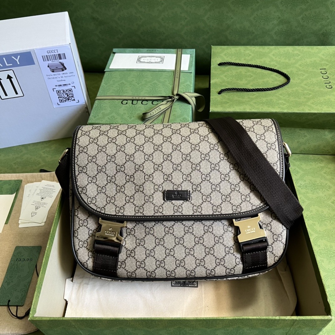 Gucci Messenger Bag-33x 